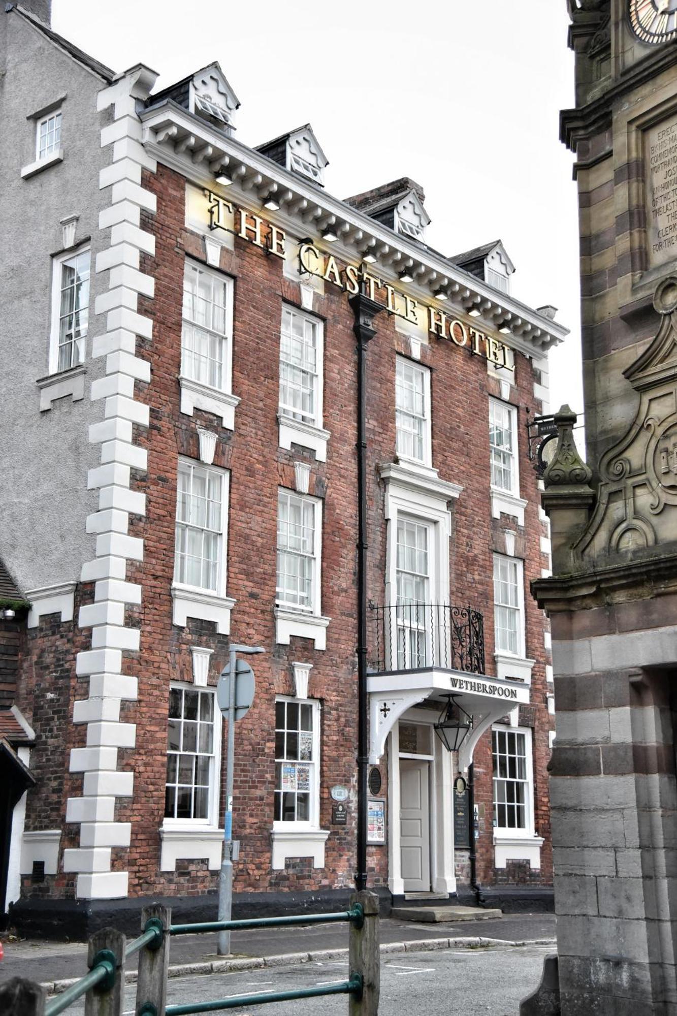 The Castle Hotel Wetherspoon Ruthin Eksteriør bilde