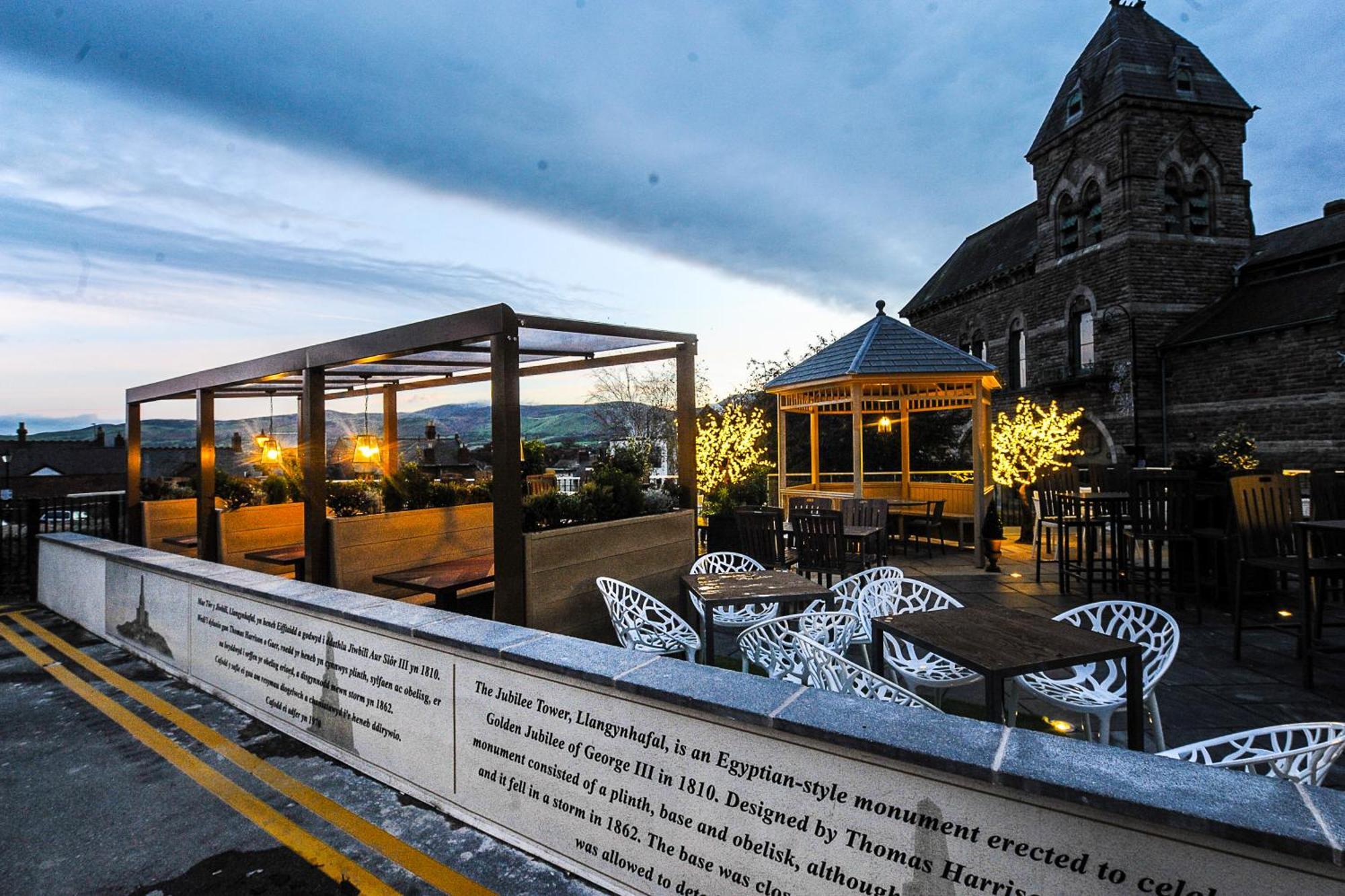 The Castle Hotel Wetherspoon Ruthin Eksteriør bilde