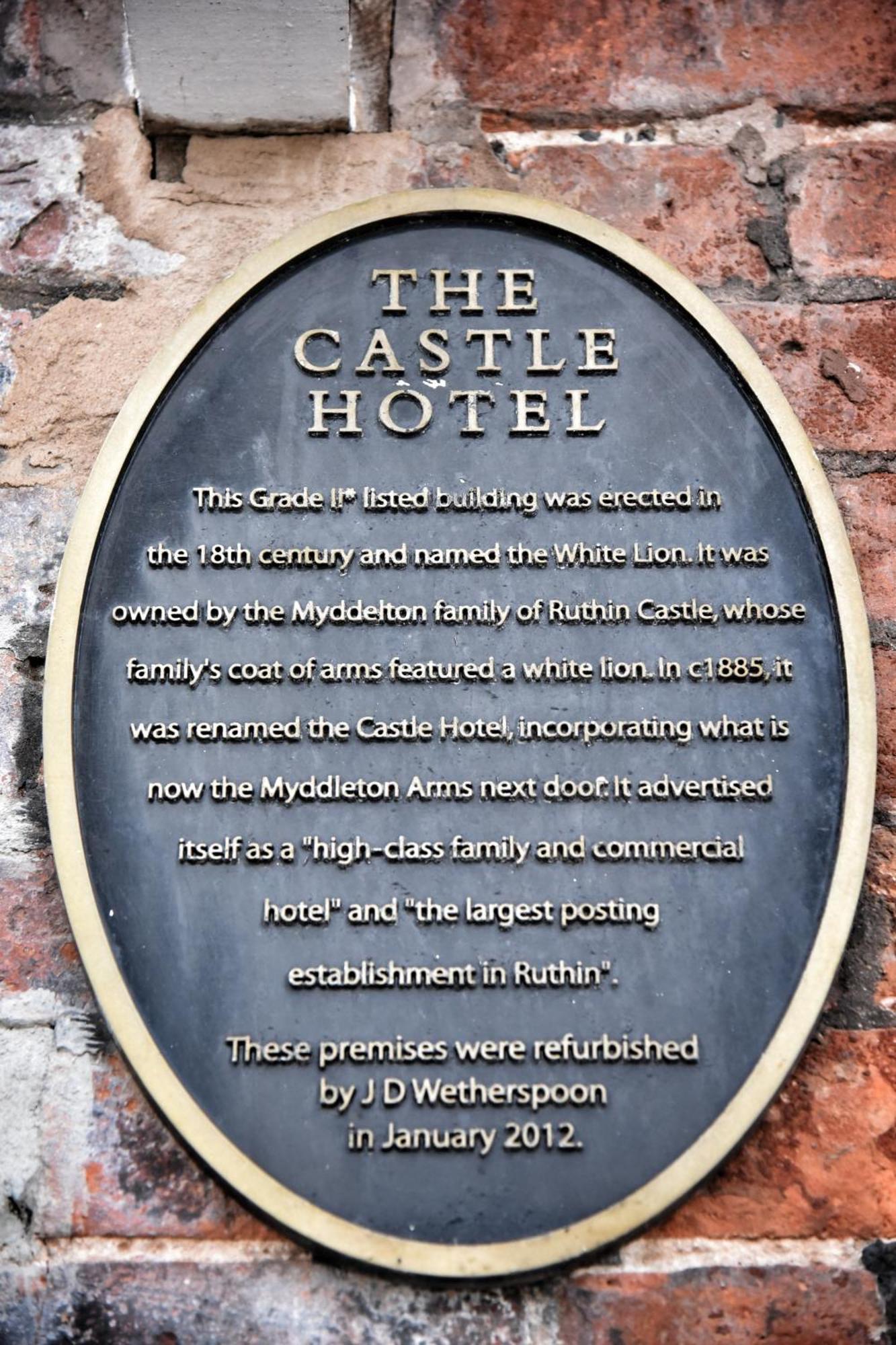 The Castle Hotel Wetherspoon Ruthin Eksteriør bilde