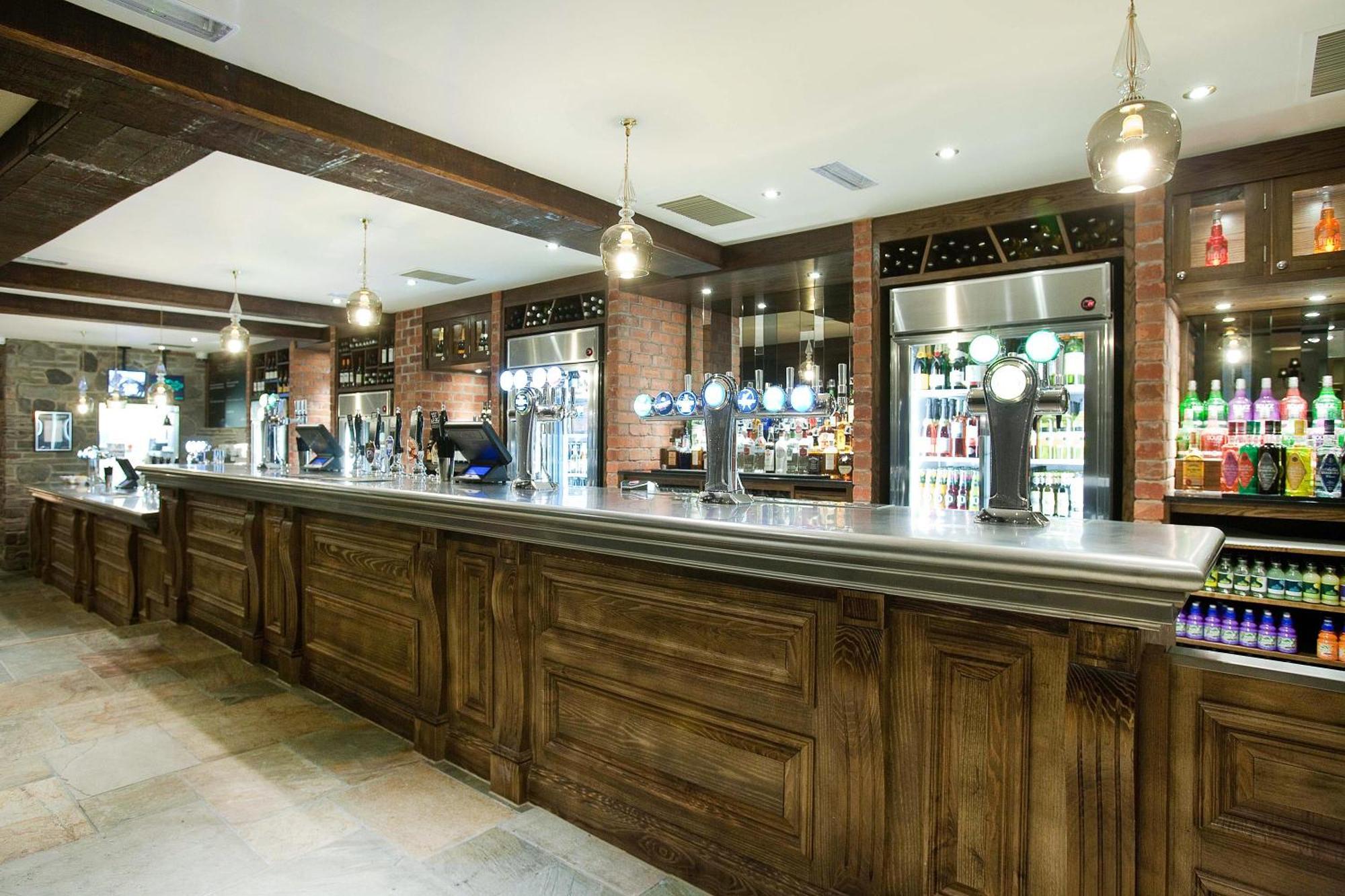 The Castle Hotel Wetherspoon Ruthin Eksteriør bilde