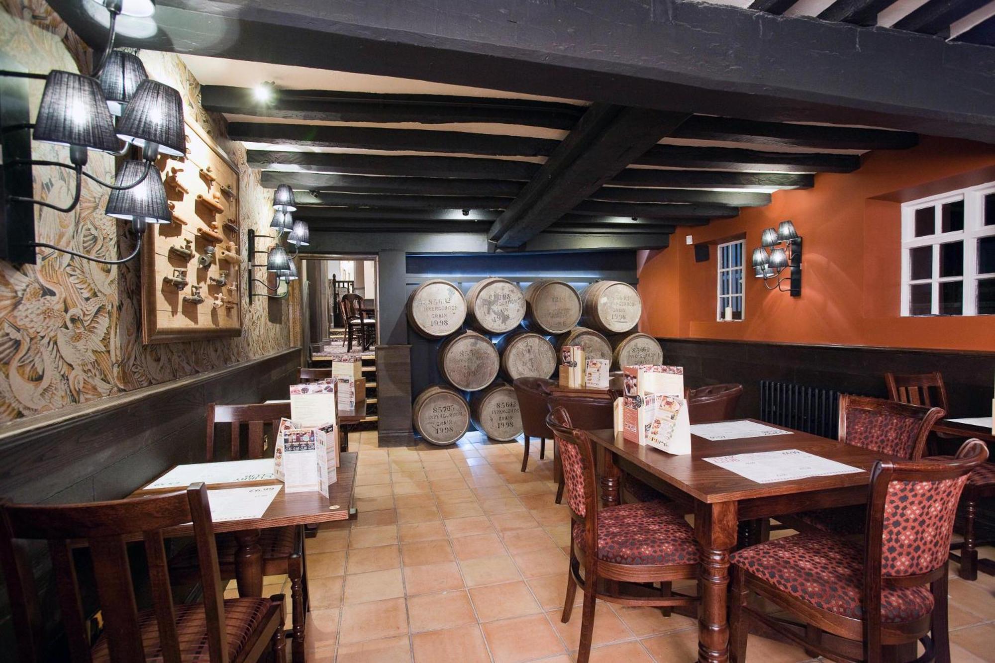 The Castle Hotel Wetherspoon Ruthin Eksteriør bilde