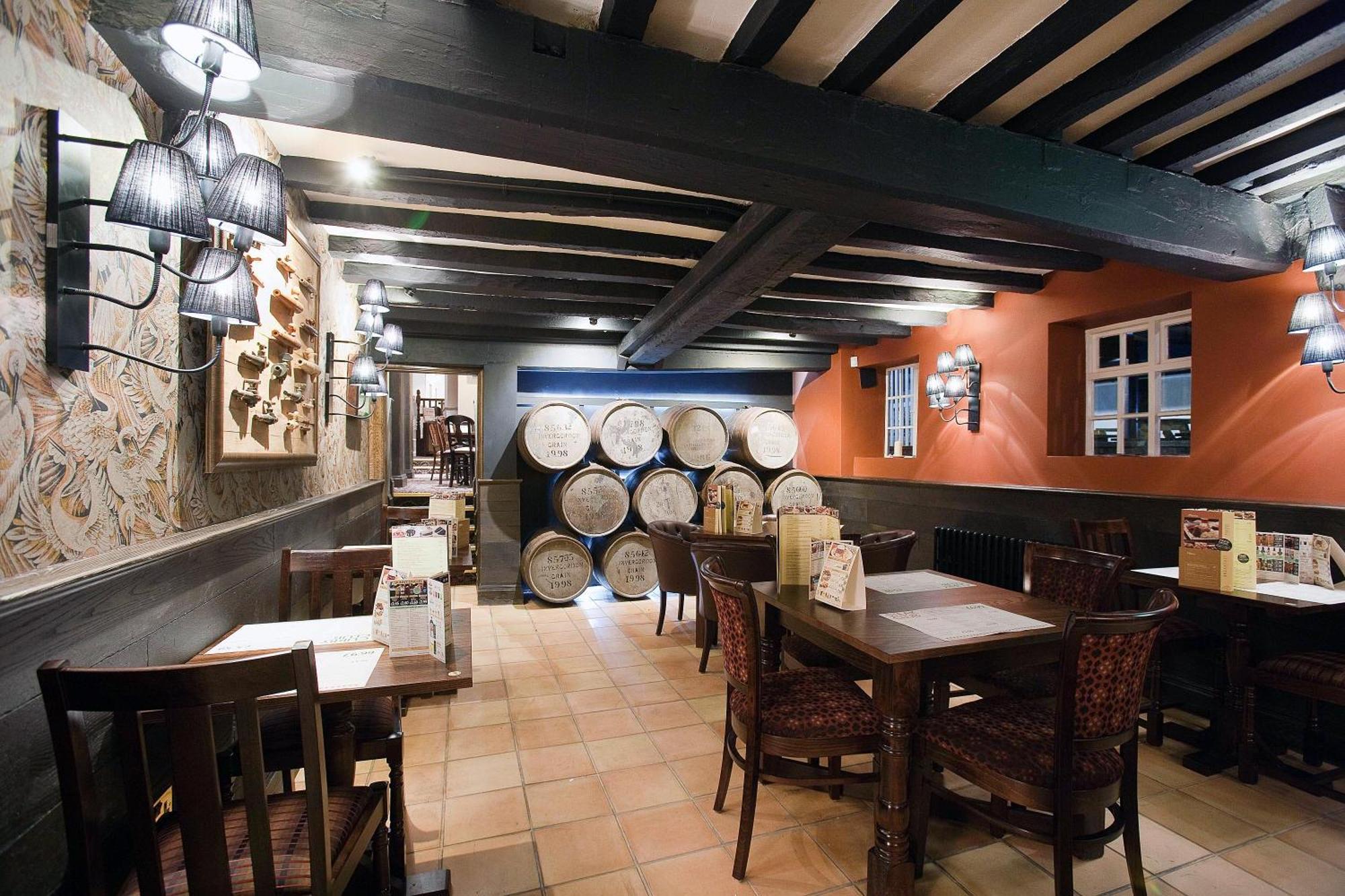 The Castle Hotel Wetherspoon Ruthin Eksteriør bilde