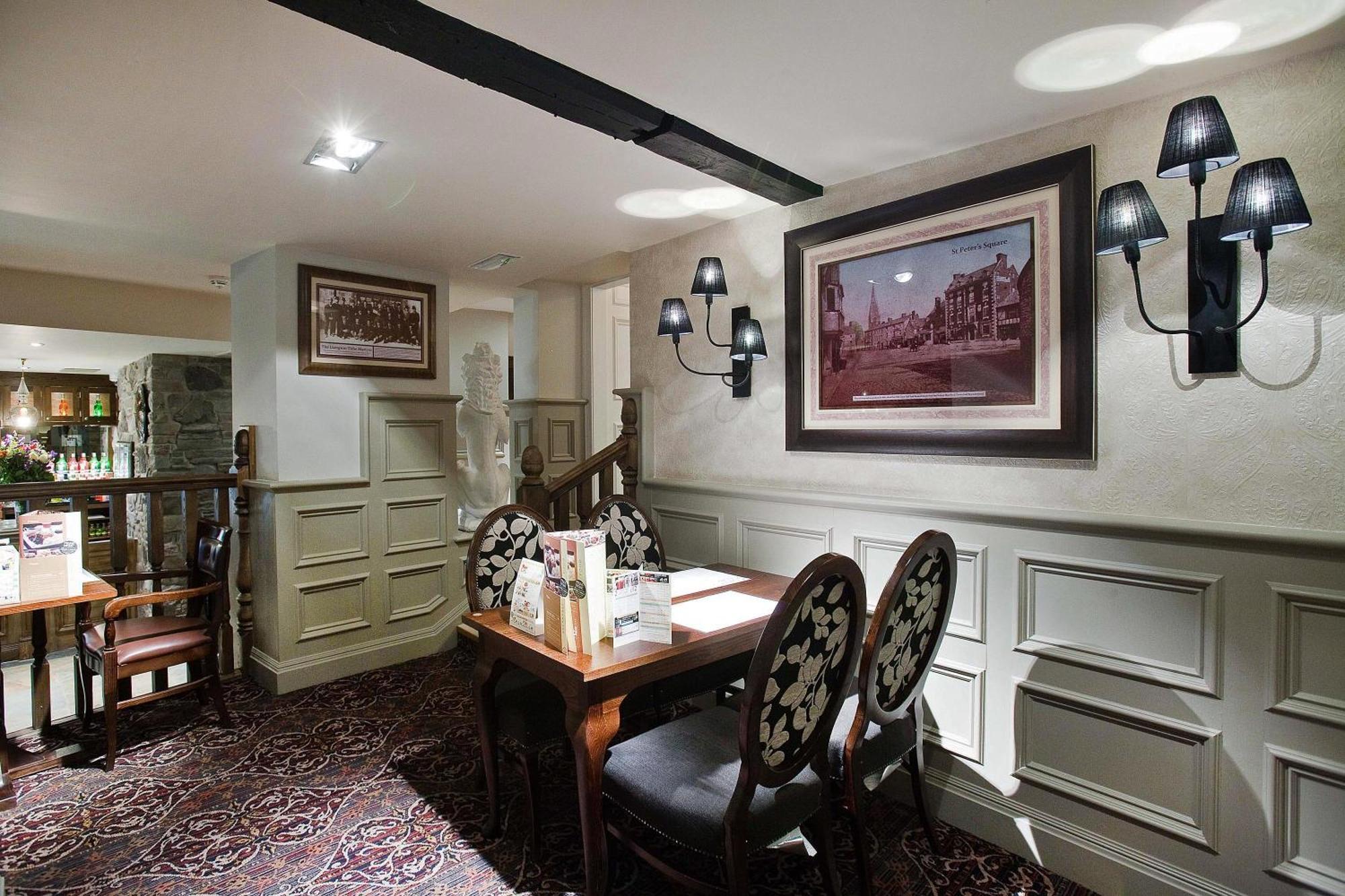The Castle Hotel Wetherspoon Ruthin Eksteriør bilde