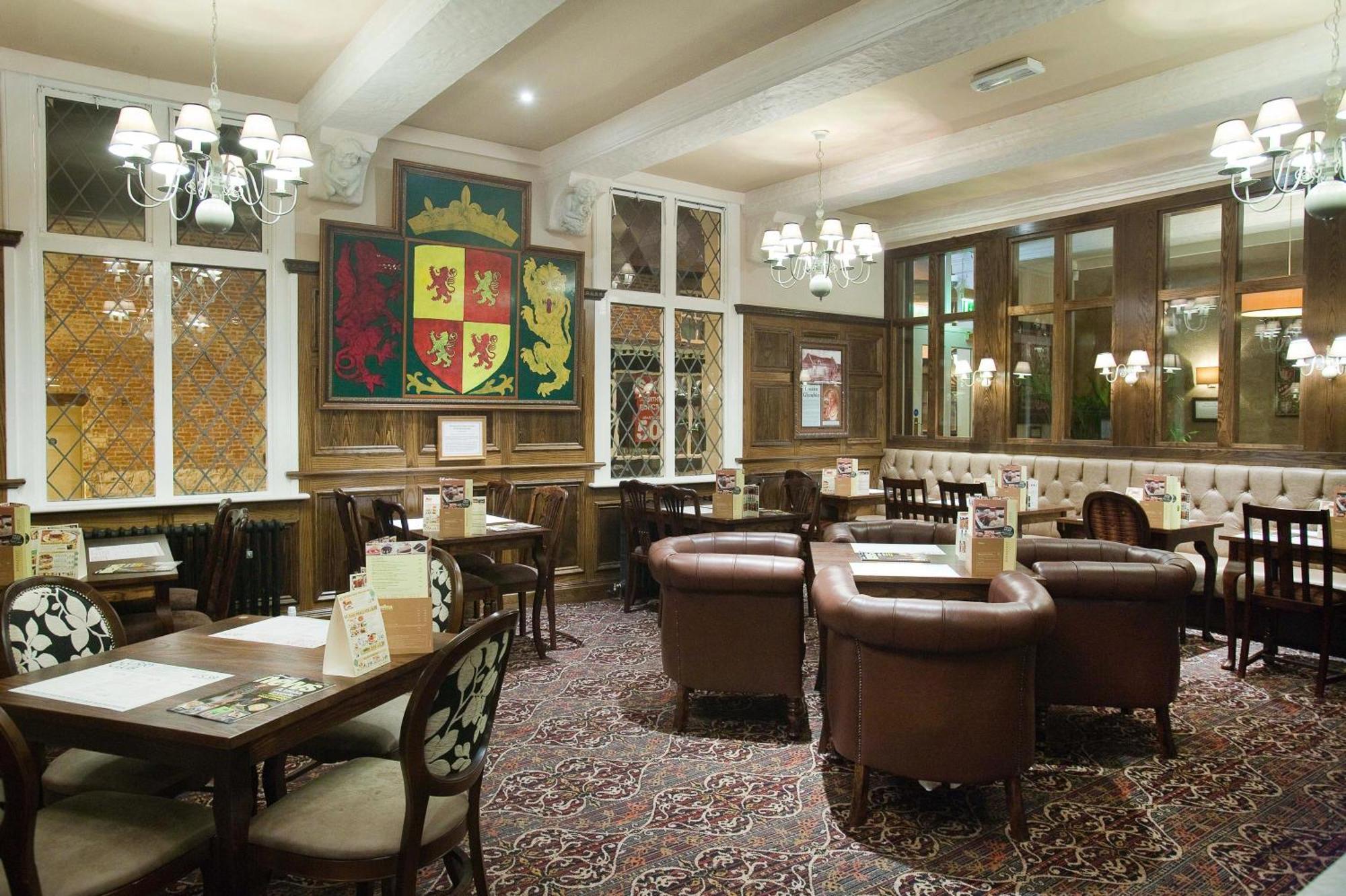The Castle Hotel Wetherspoon Ruthin Eksteriør bilde