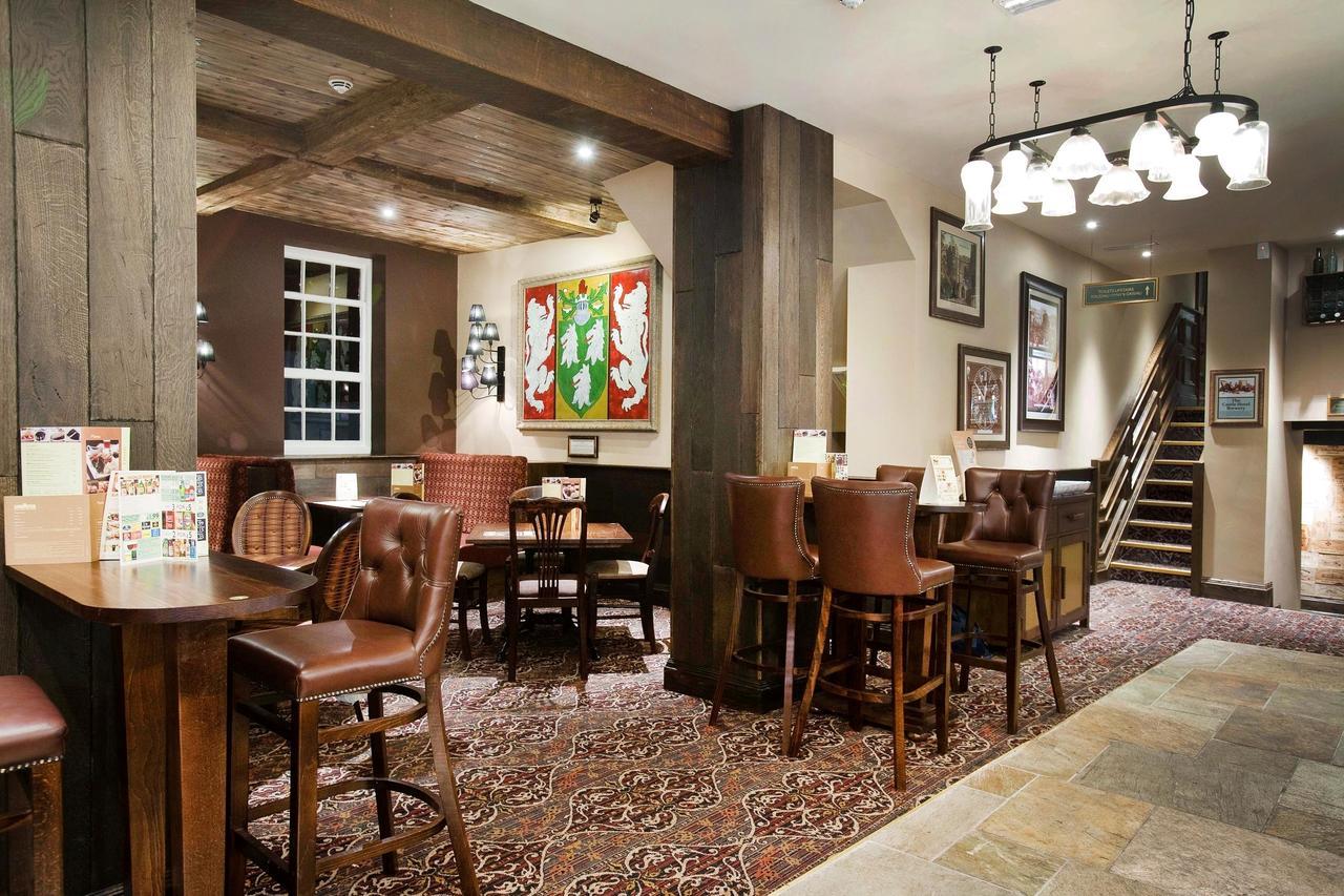 The Castle Hotel Wetherspoon Ruthin Eksteriør bilde